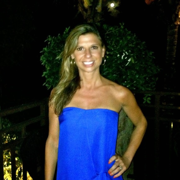 Meet your Posher, Alexis - Picture 1 of 1